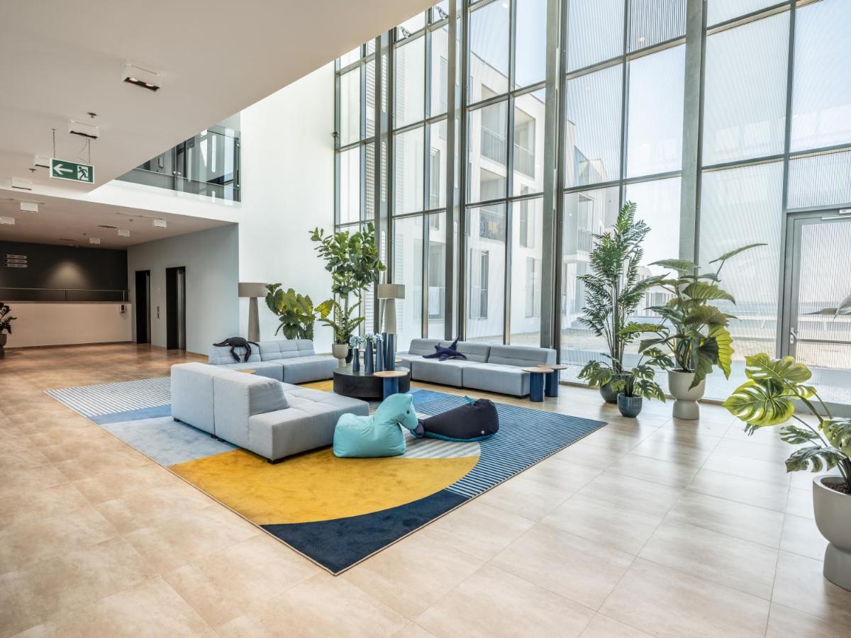 Falkensteiner Family Hotel Diadora Petrčane Exterior foto The lobby of the new building