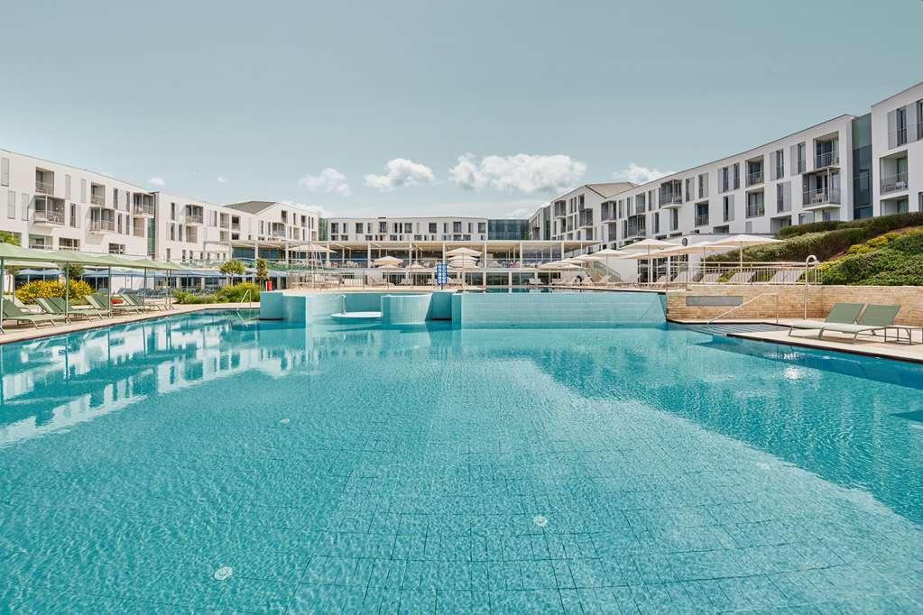Falkensteiner Family Hotel Diadora Petrčane Facilidades foto The hotel's main pool